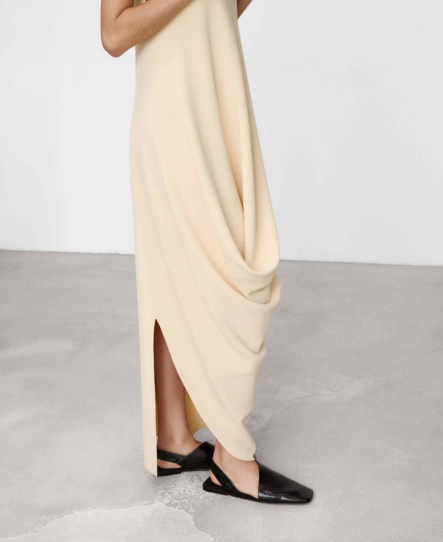 Vestido largo drapeado image number 0