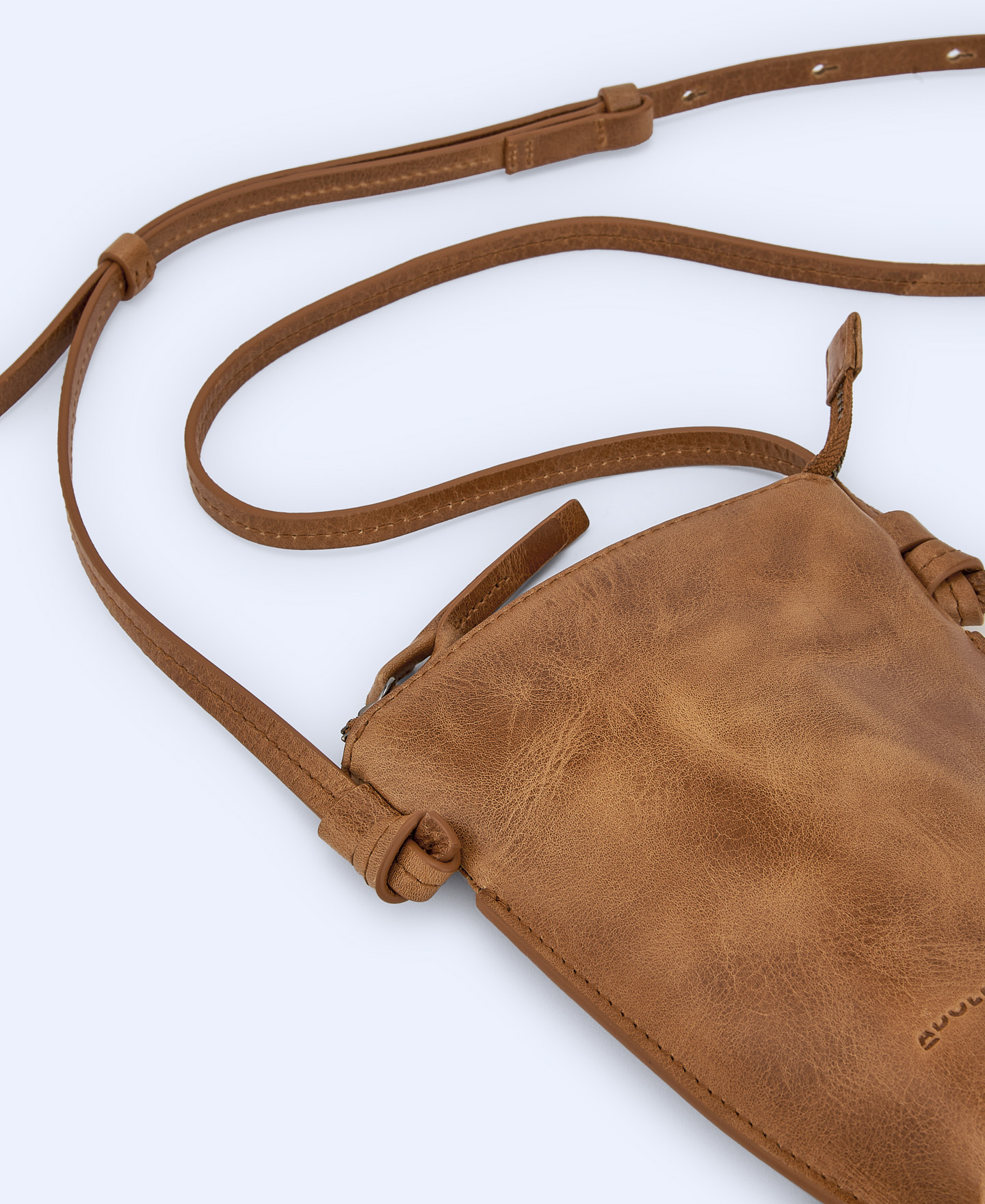 Responsible leather mobile phone holder image number 2