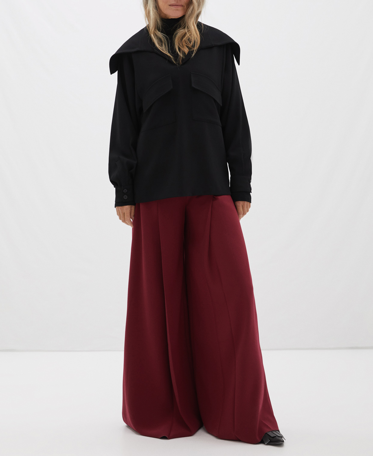 Palazzo trousers with darts image number 1