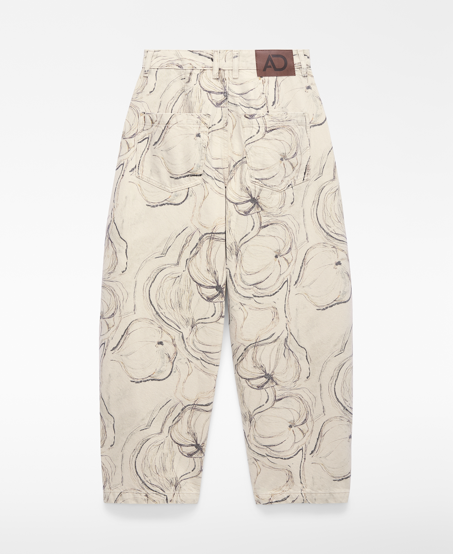 Pantal&oacute;n barrel fit denim estampado image number 5