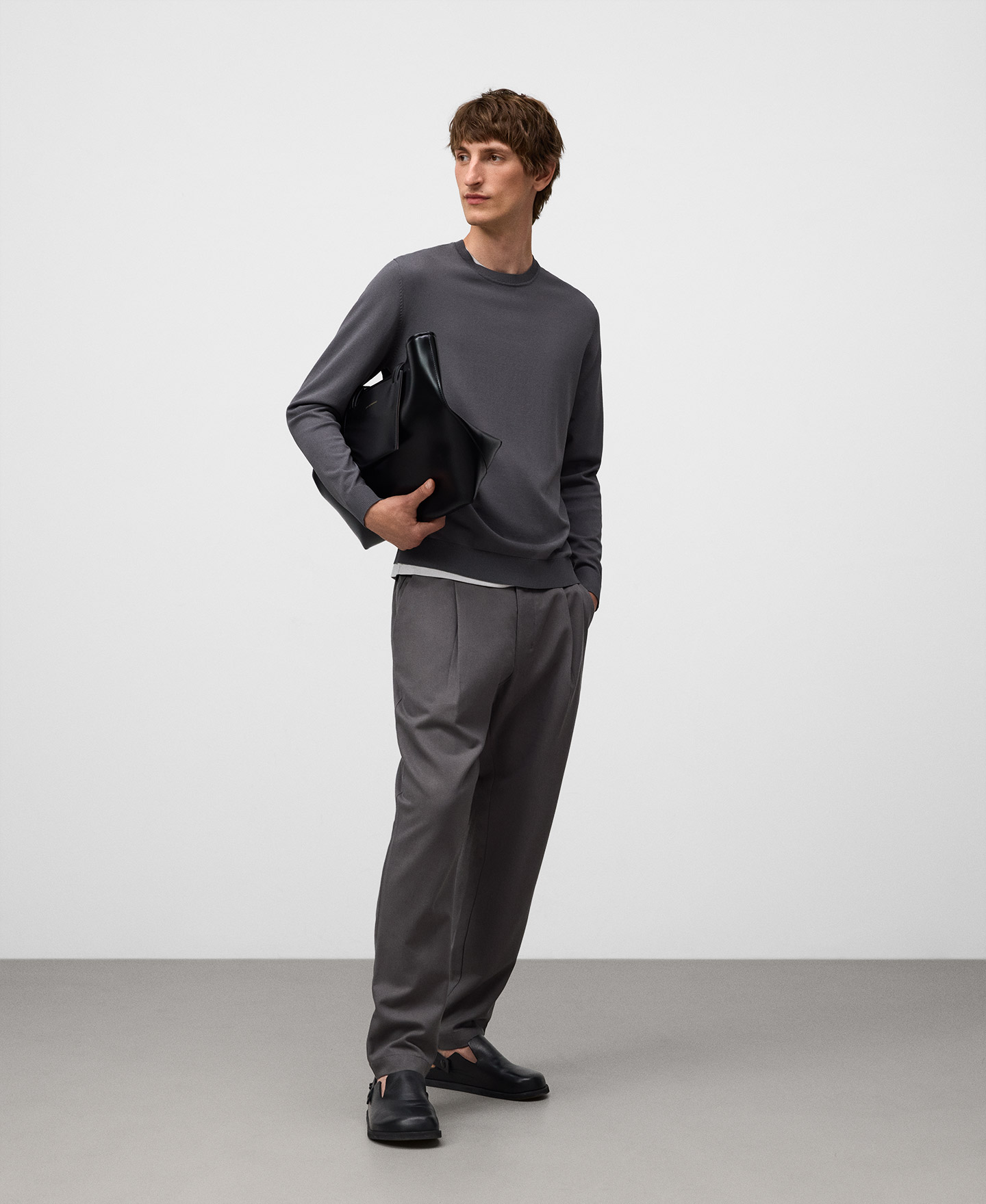 Knit crew collar sweater man image number 1
