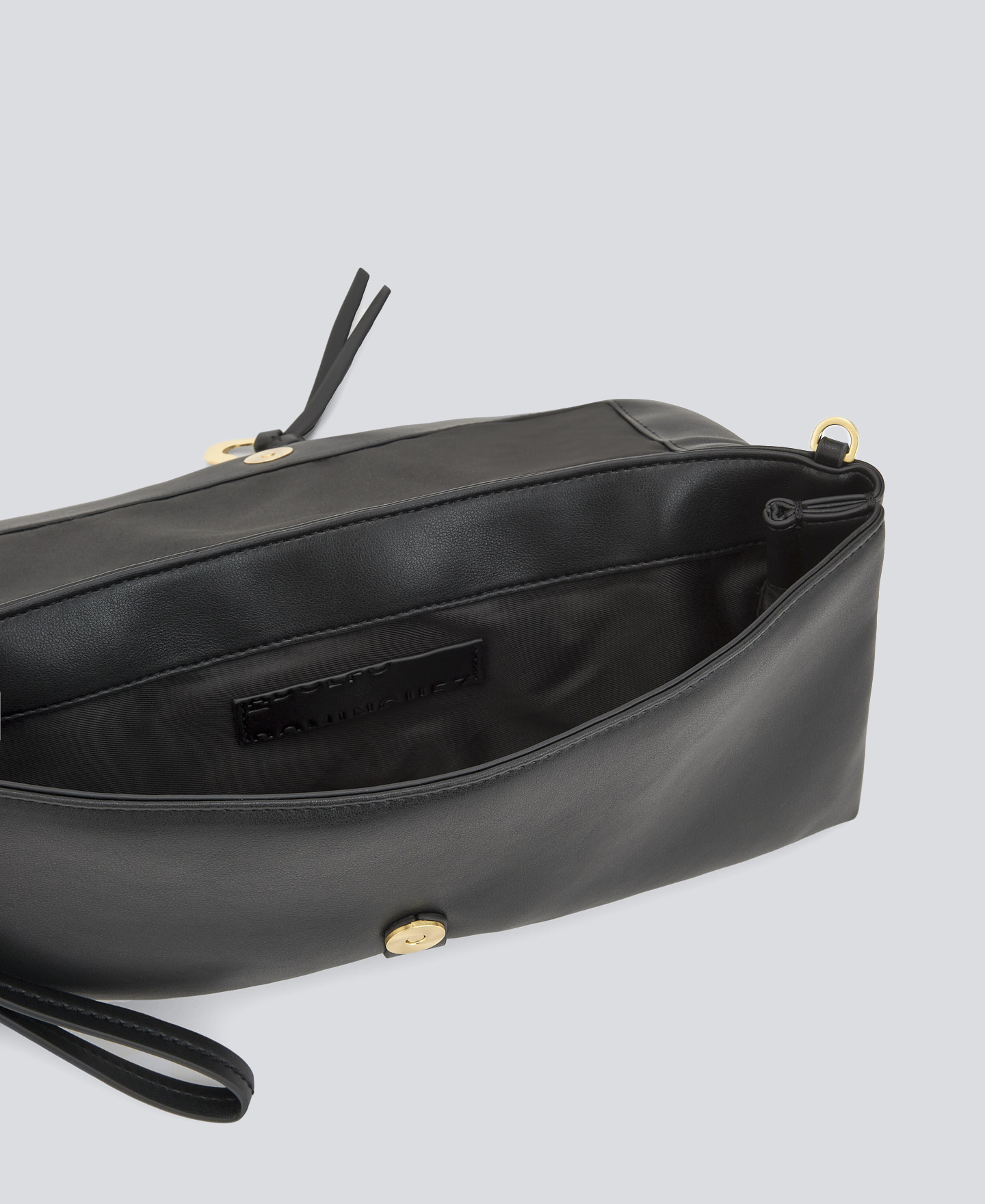 Recycled handbag black woman image number 2