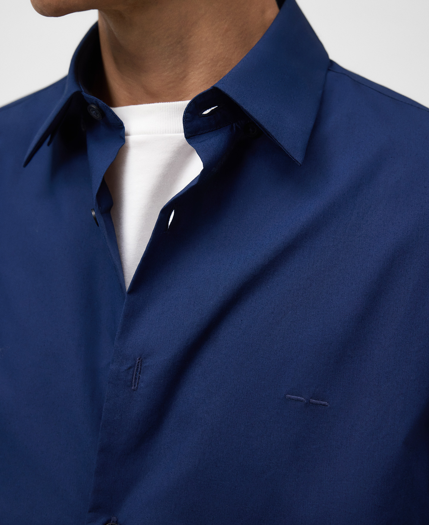 Regular fit spread collar shirt man image number 3