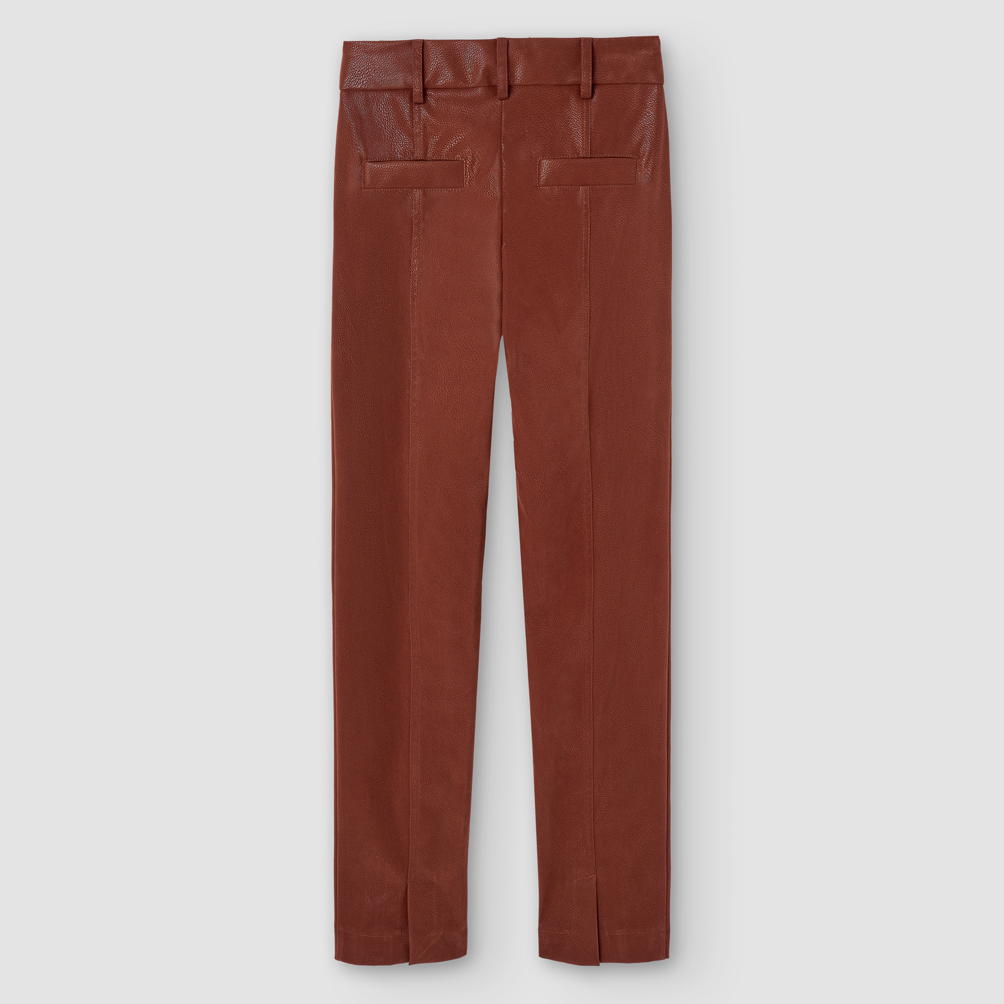 Pantalón tiro alto en textura piel image number 7