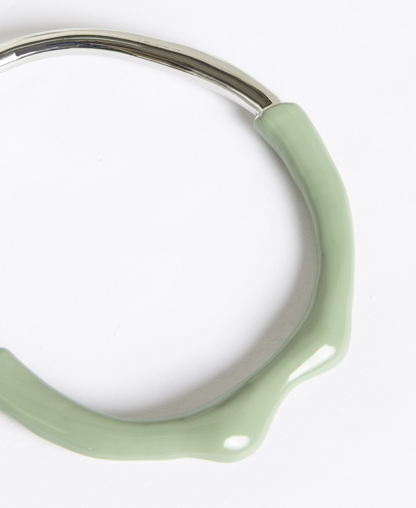 Resin and metal bracelet image number 2