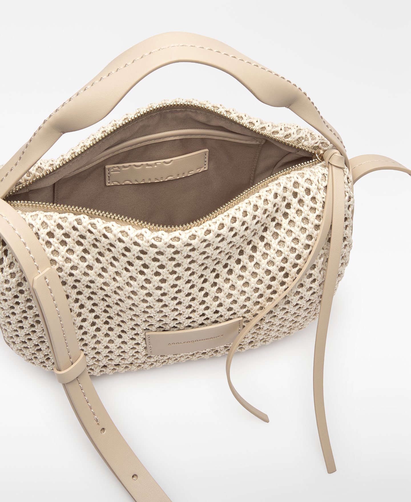 Mini-Bowlingtasche Dorna mit Raffia-Struktur image number 2