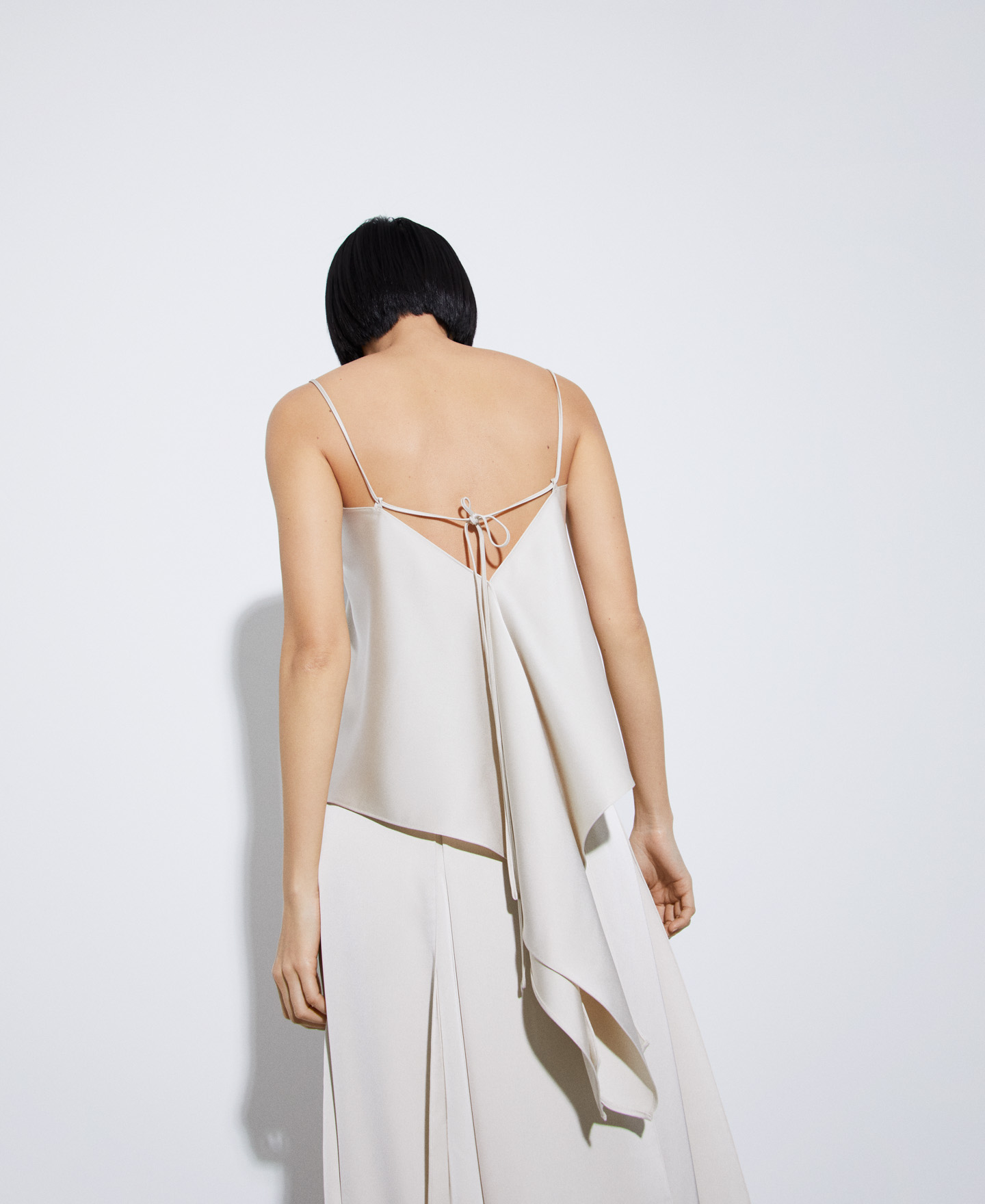 Thin strap top in polyester image number 2