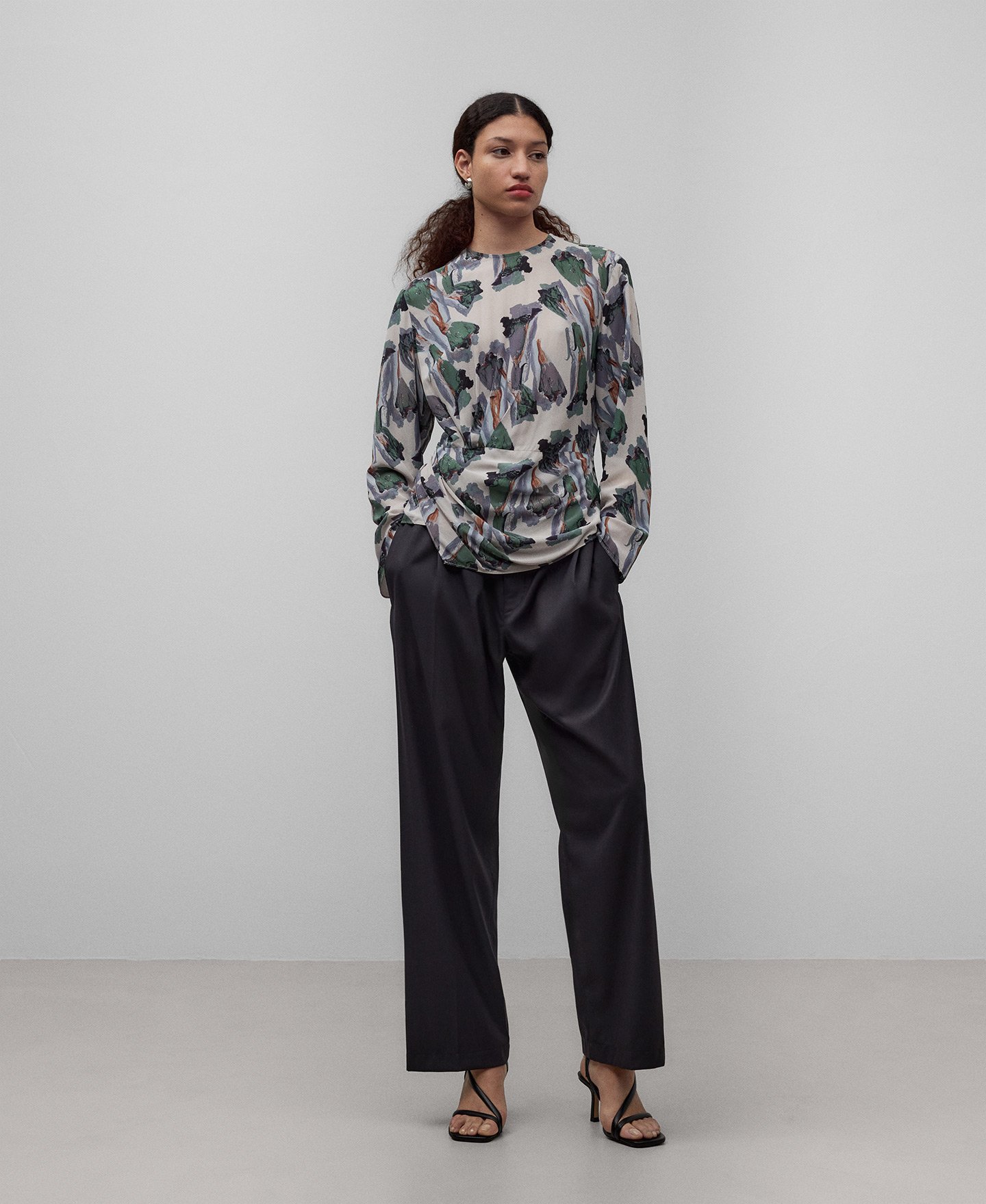 Printed top with draped waist woman image number 1