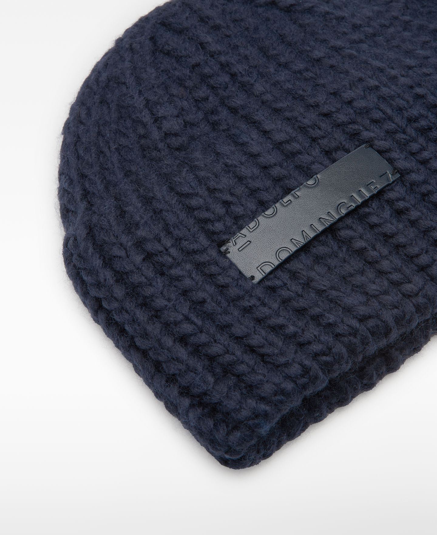 Gorro beanie de malha grossa para mulher image number 1