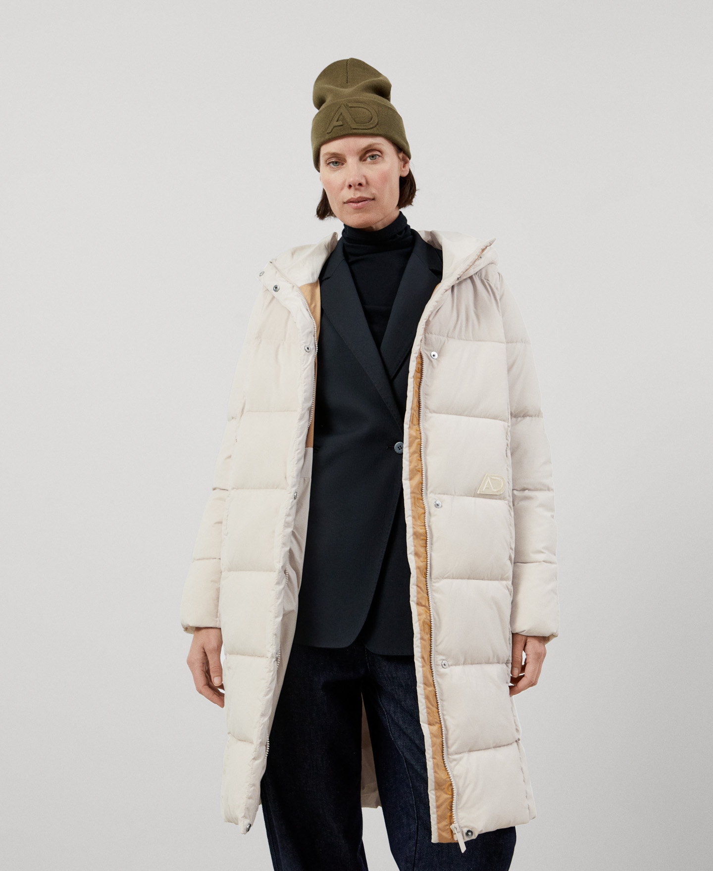 Recycled nylon padded long coat image number 4