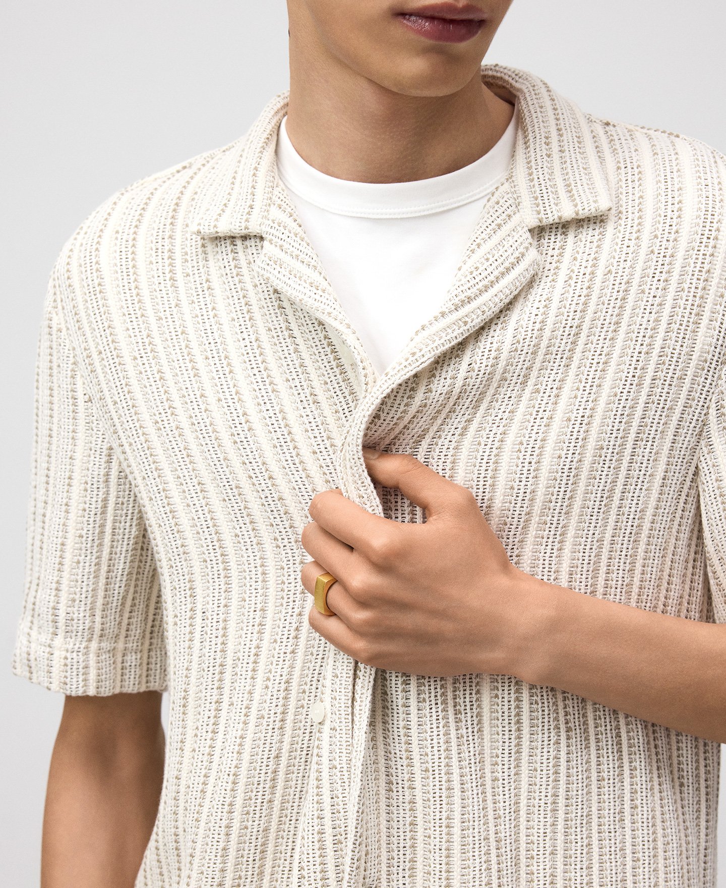 Bowling collar structured shirt man image number 3
