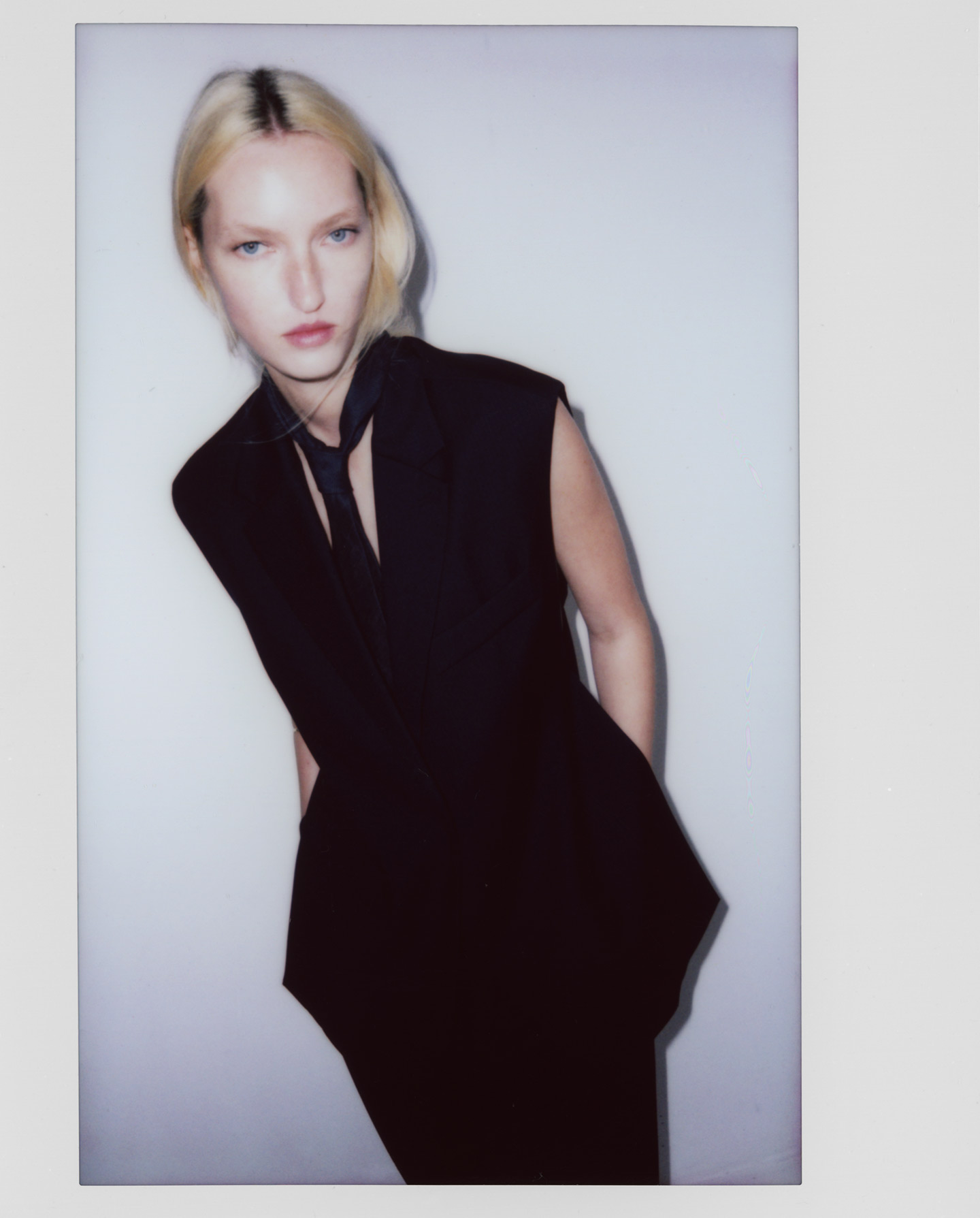 Tailored vest with open sides woman image number 7