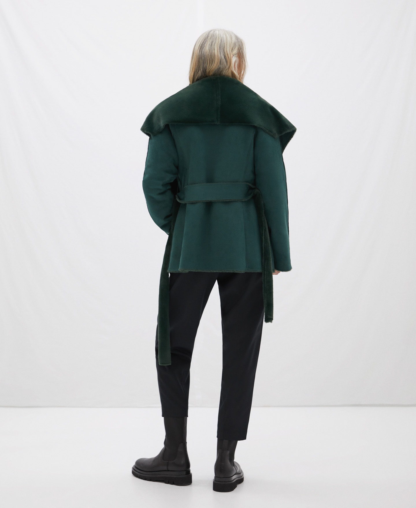 Shawl collar coat with bow closure image number 2