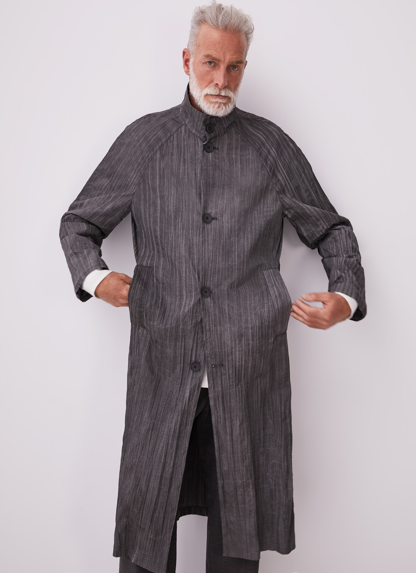 Crinkle coat with raised collar image number 0