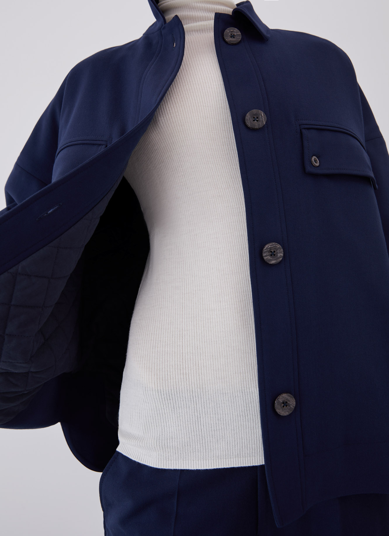 Sobrecamisa con interior acolchado image number 3