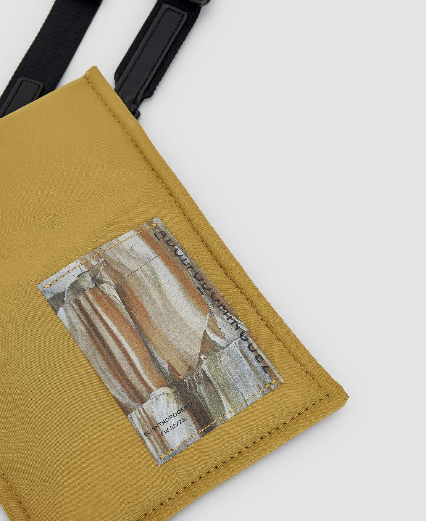 Recycled nylon mini flat bag image number 2
