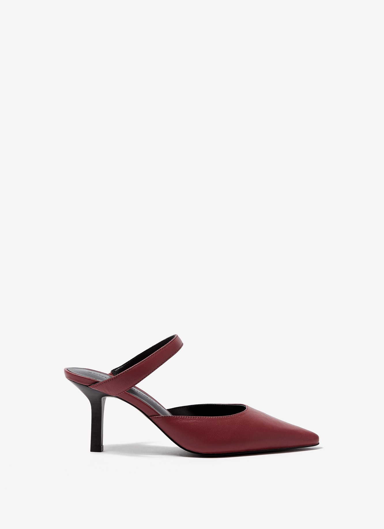 Heel shoes with vamp strap image number 0