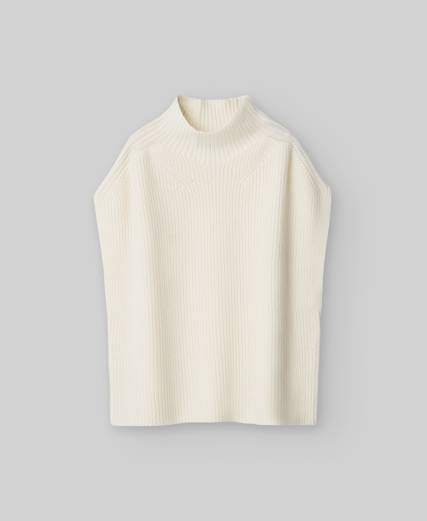 Turtleneck knit vest woman image number 4