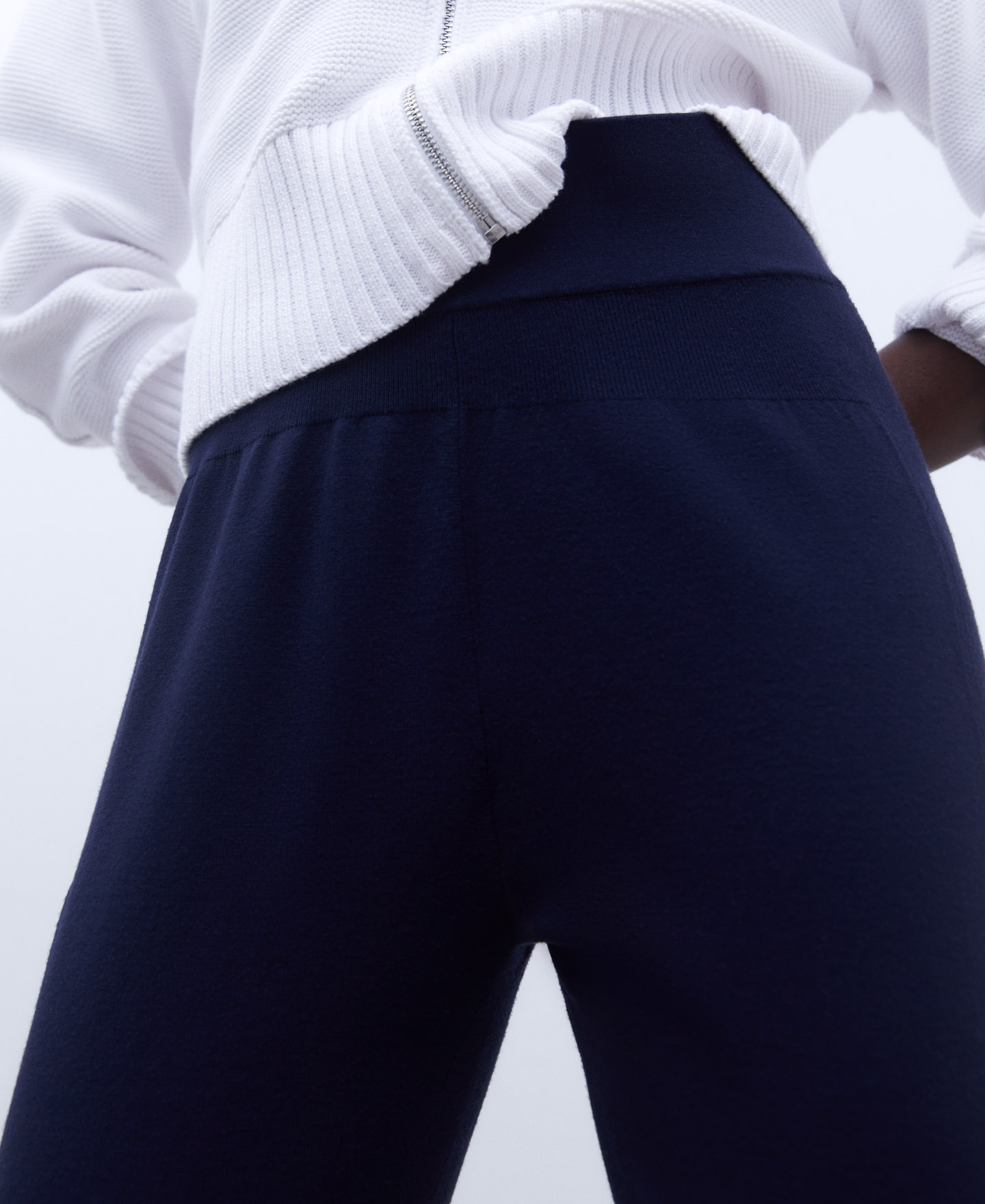 Pantalón legging en punto image number 3
