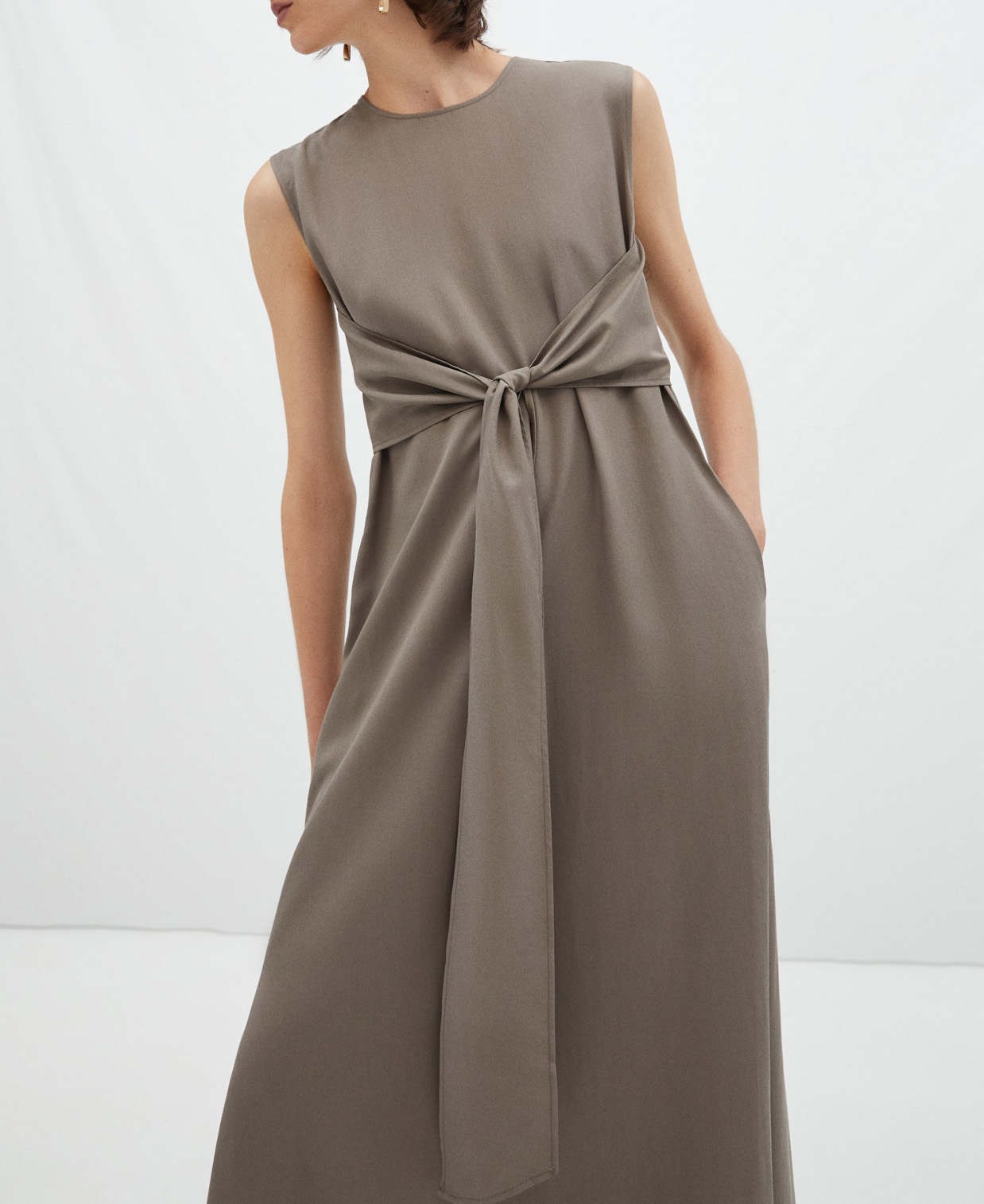 Vestido anudado en lyocell image number 3