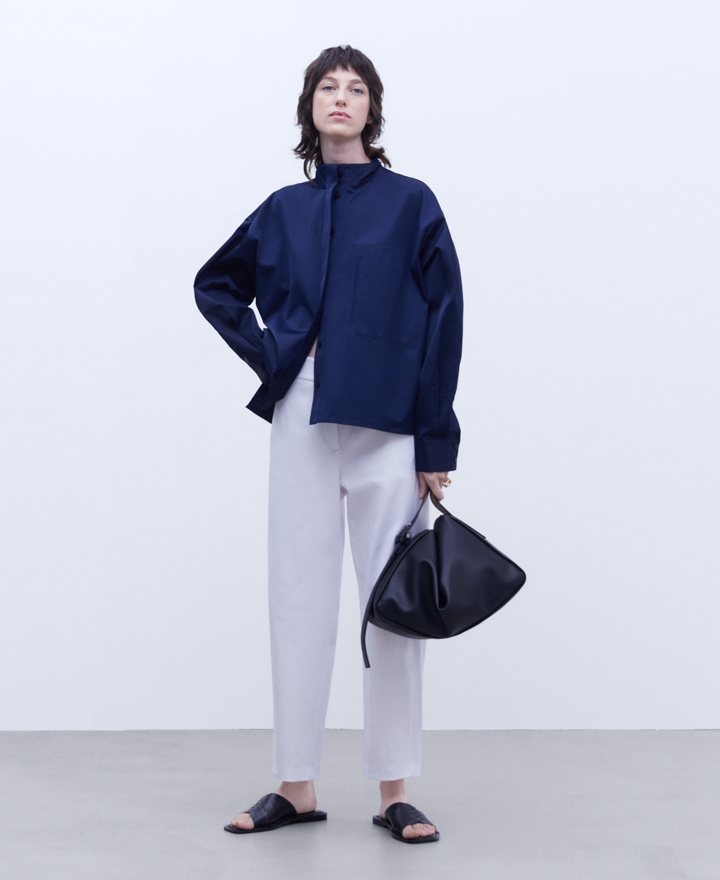 Regular fit trousers image number 1