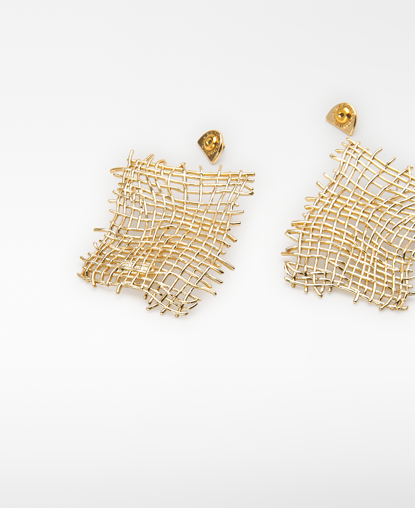 Maxi metal mesh earrings image number 2
