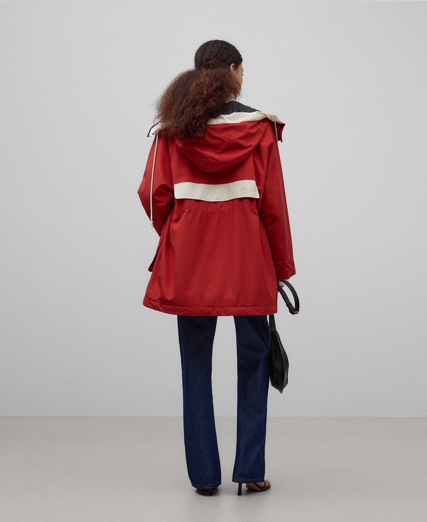 Two-tone hooded parka woman image number 2