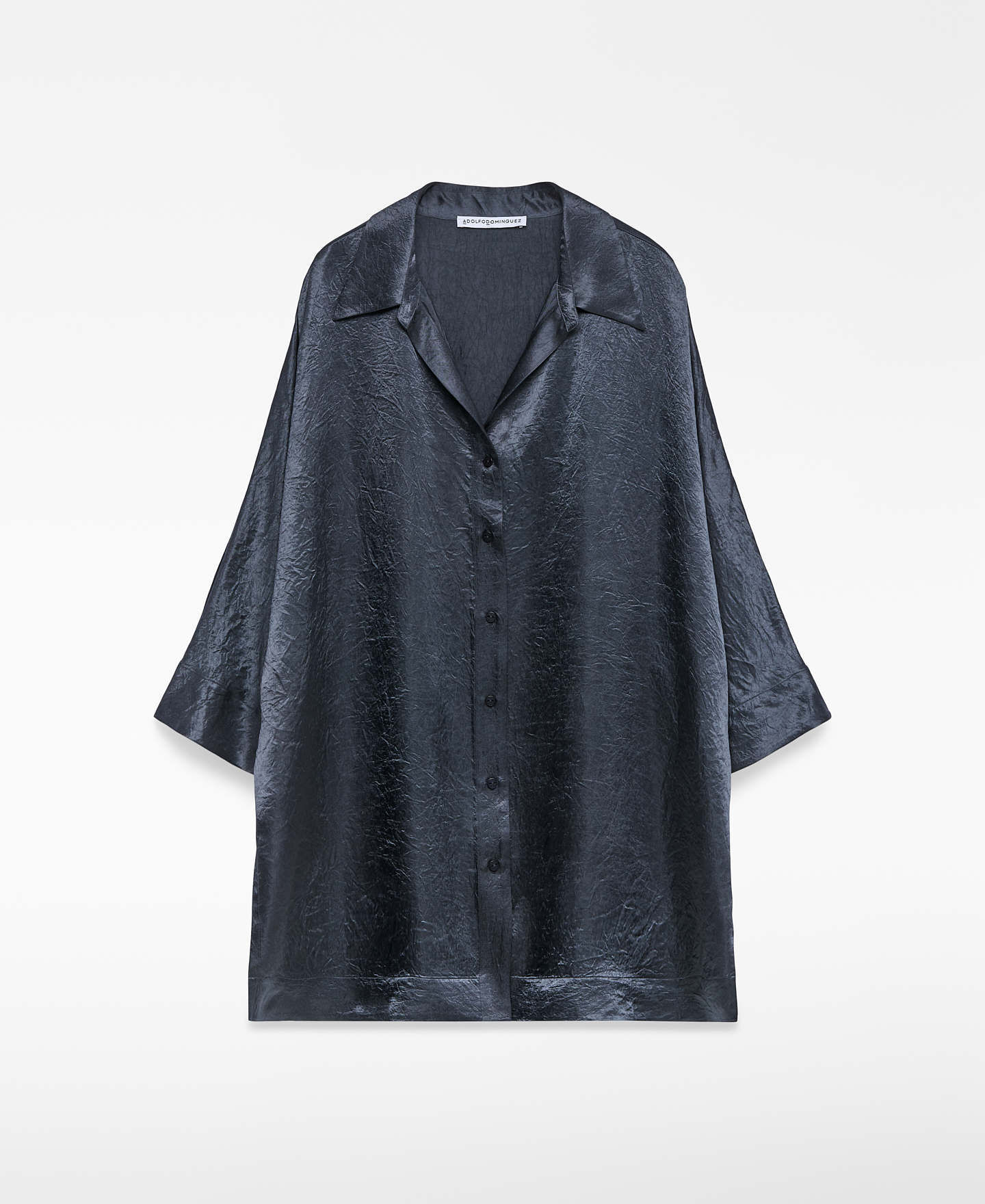 Camisa oversize acetinada para mulher image number 5