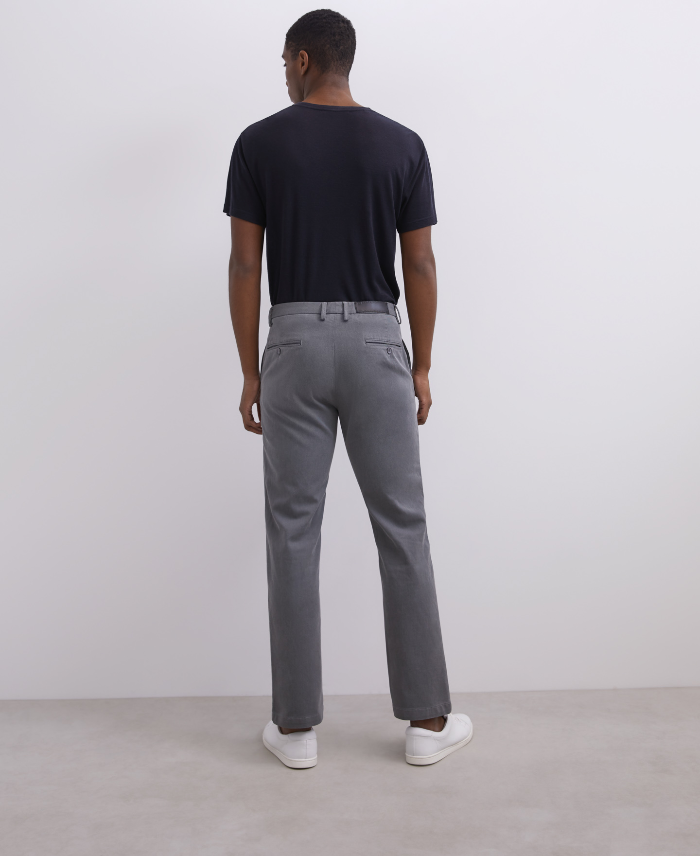 Pantalón chino de algodón image number 2