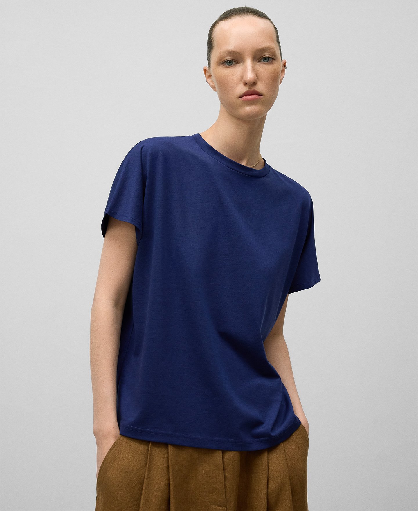 ショートスリーブクルーネックTシャツ image number 0