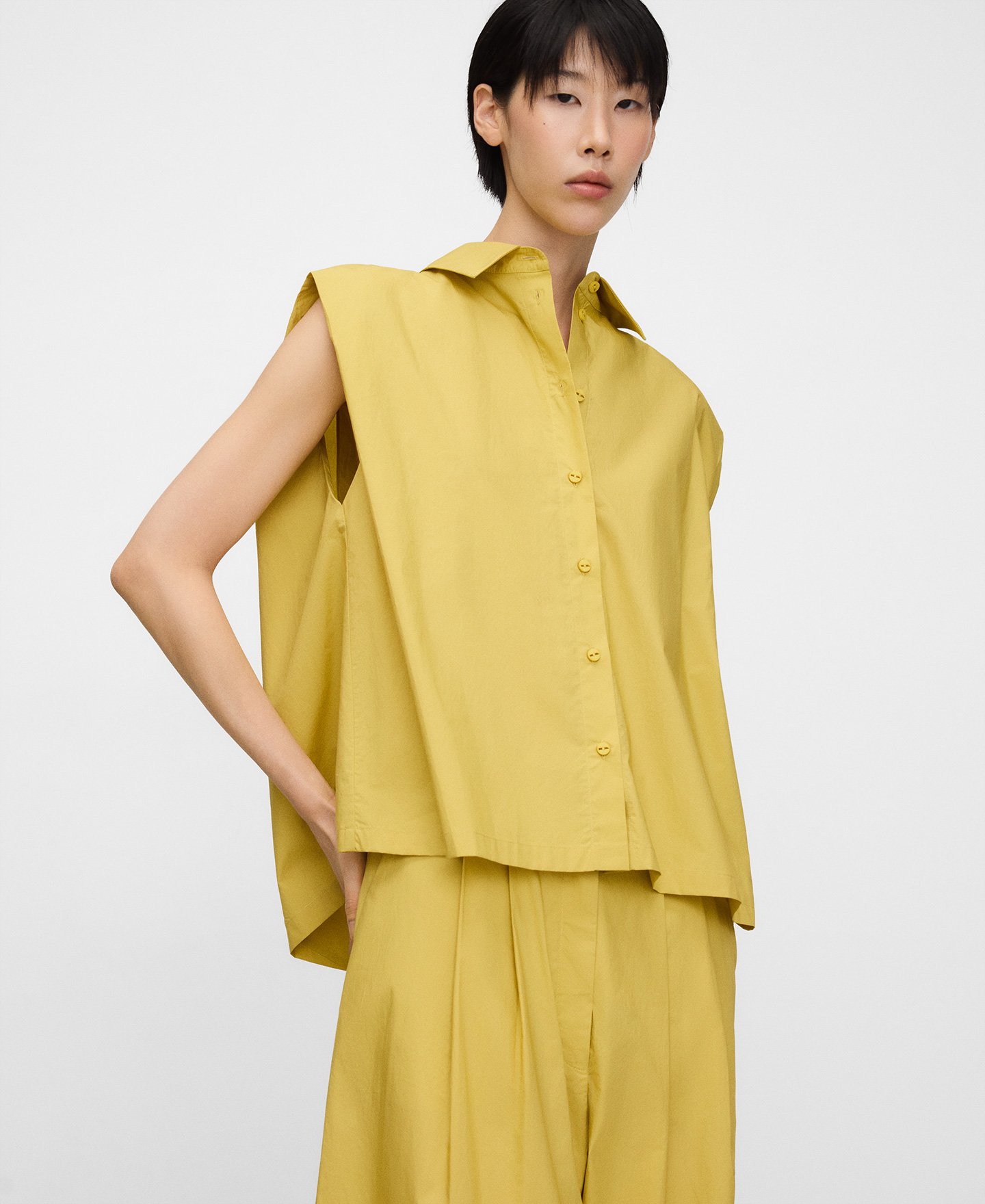 Organic cotton back panels shirt image number 0