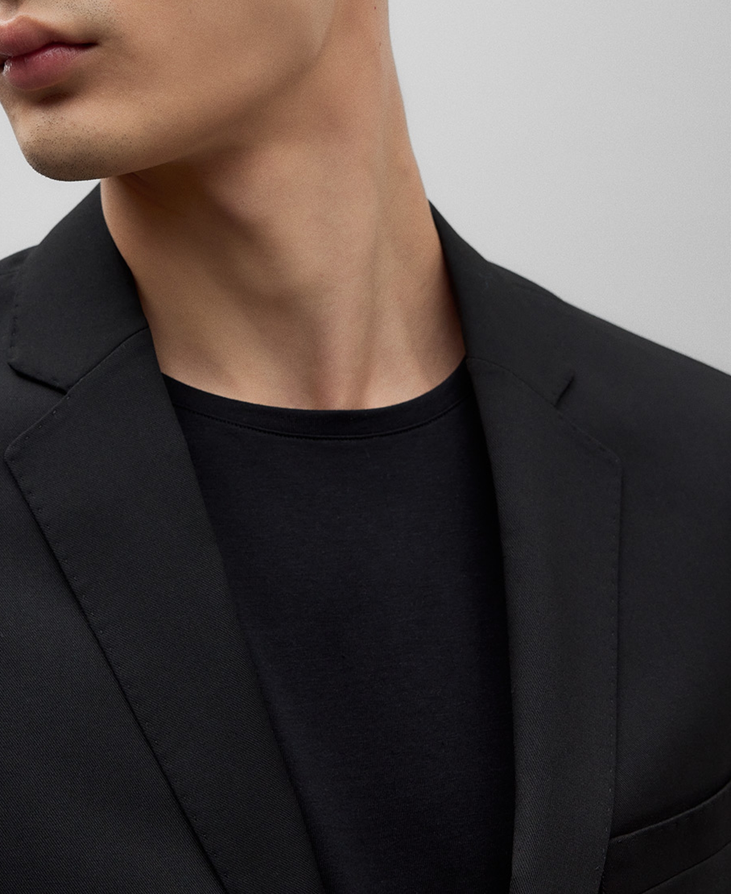 Black slim fit blazer man image number 3