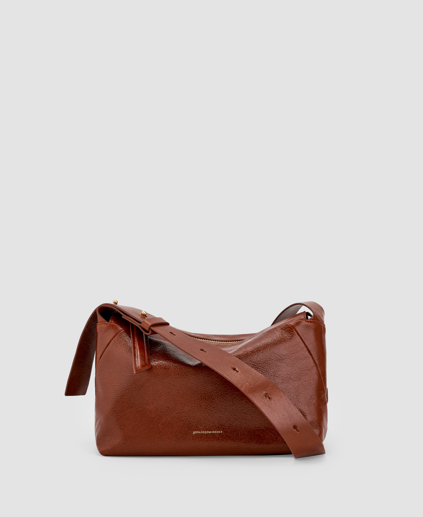 Responsible leather shoulder bag image number 0