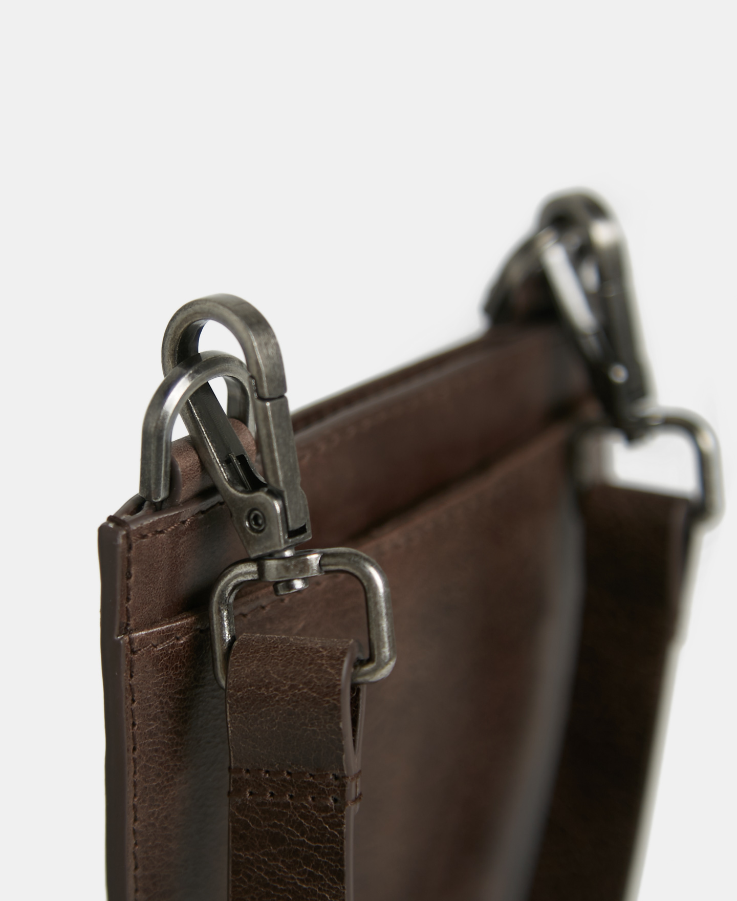 Mobile phone case with card holder image number 2