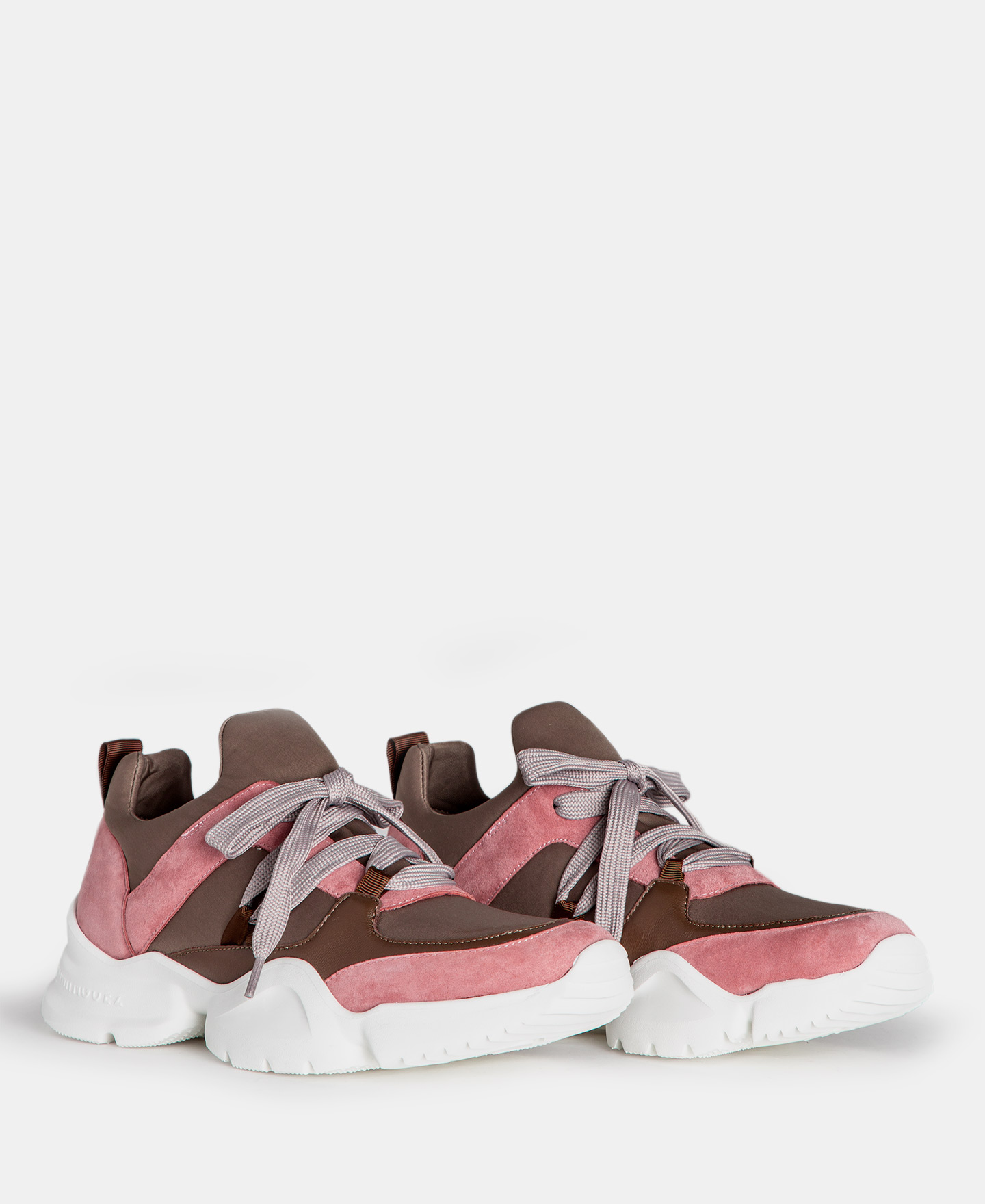 Combined sneakers image number 1