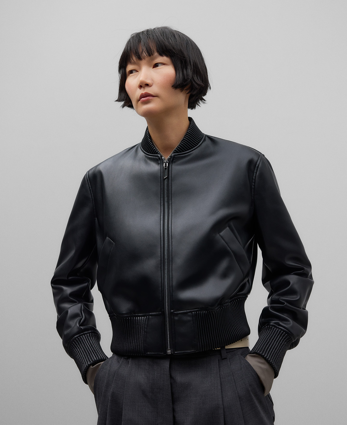 Leather-Non-Leather bomber jacket woman | AD España