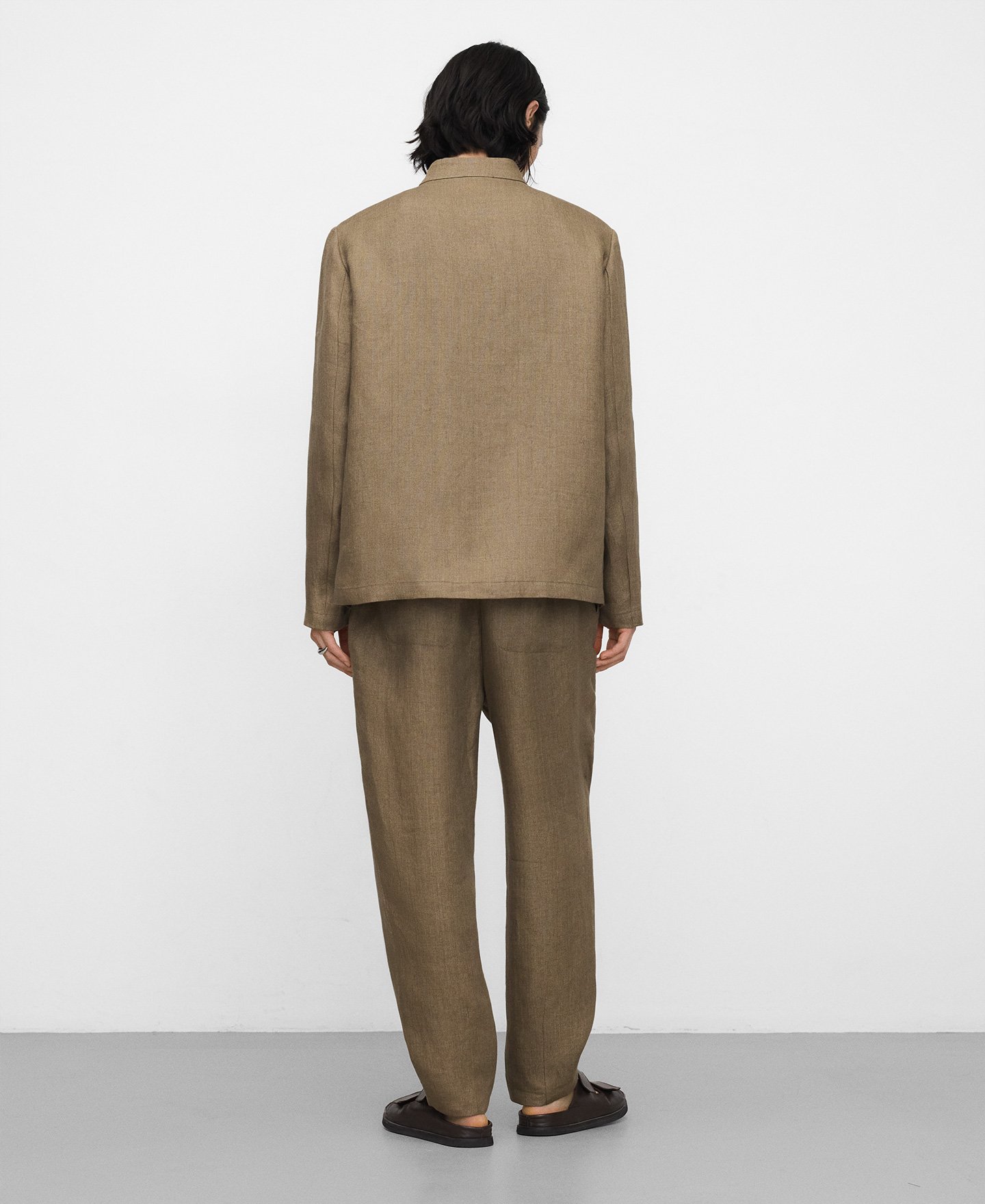 European linen semi-jogger trousers image number 2