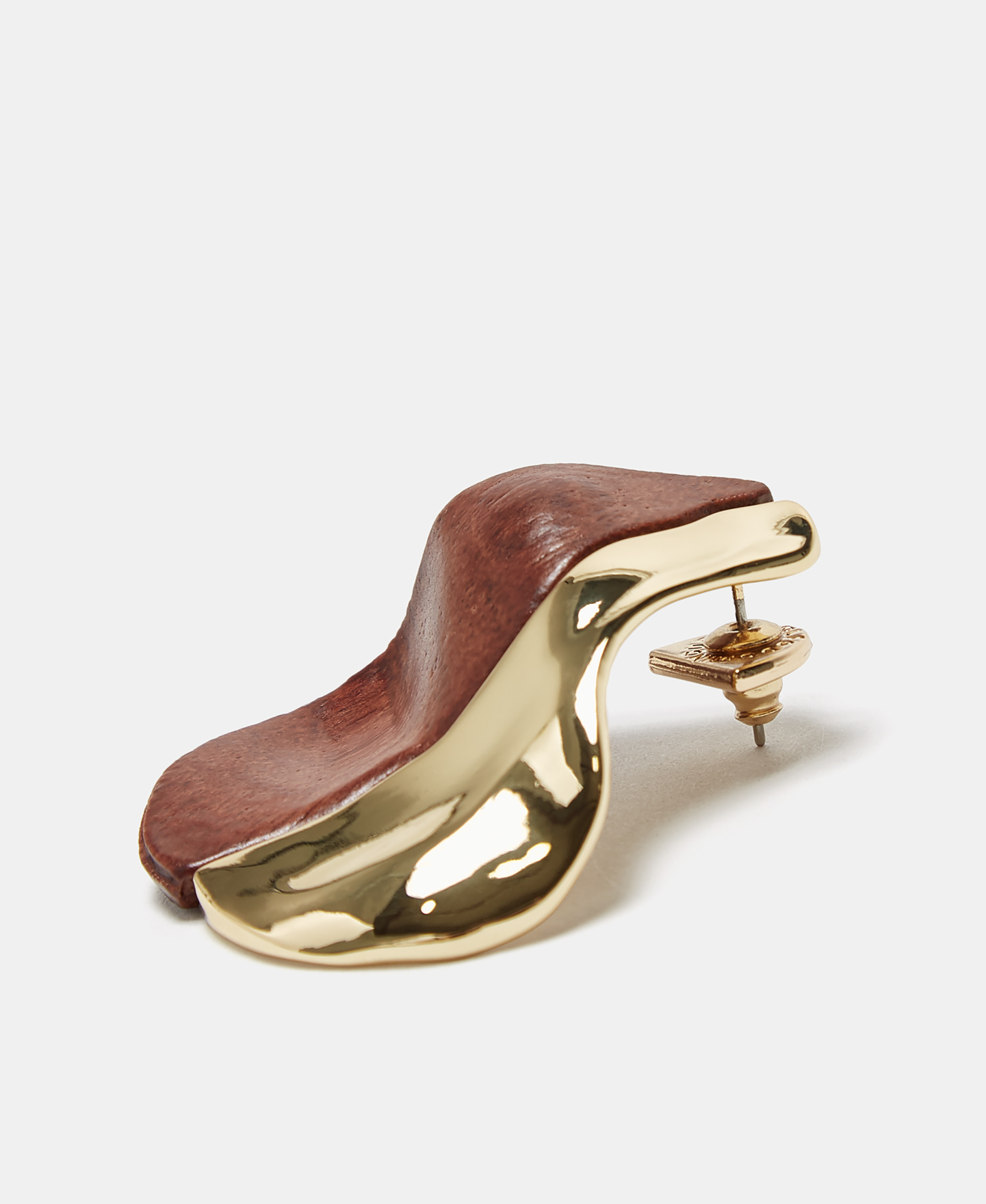 Organic wood and metal earrings image number 1