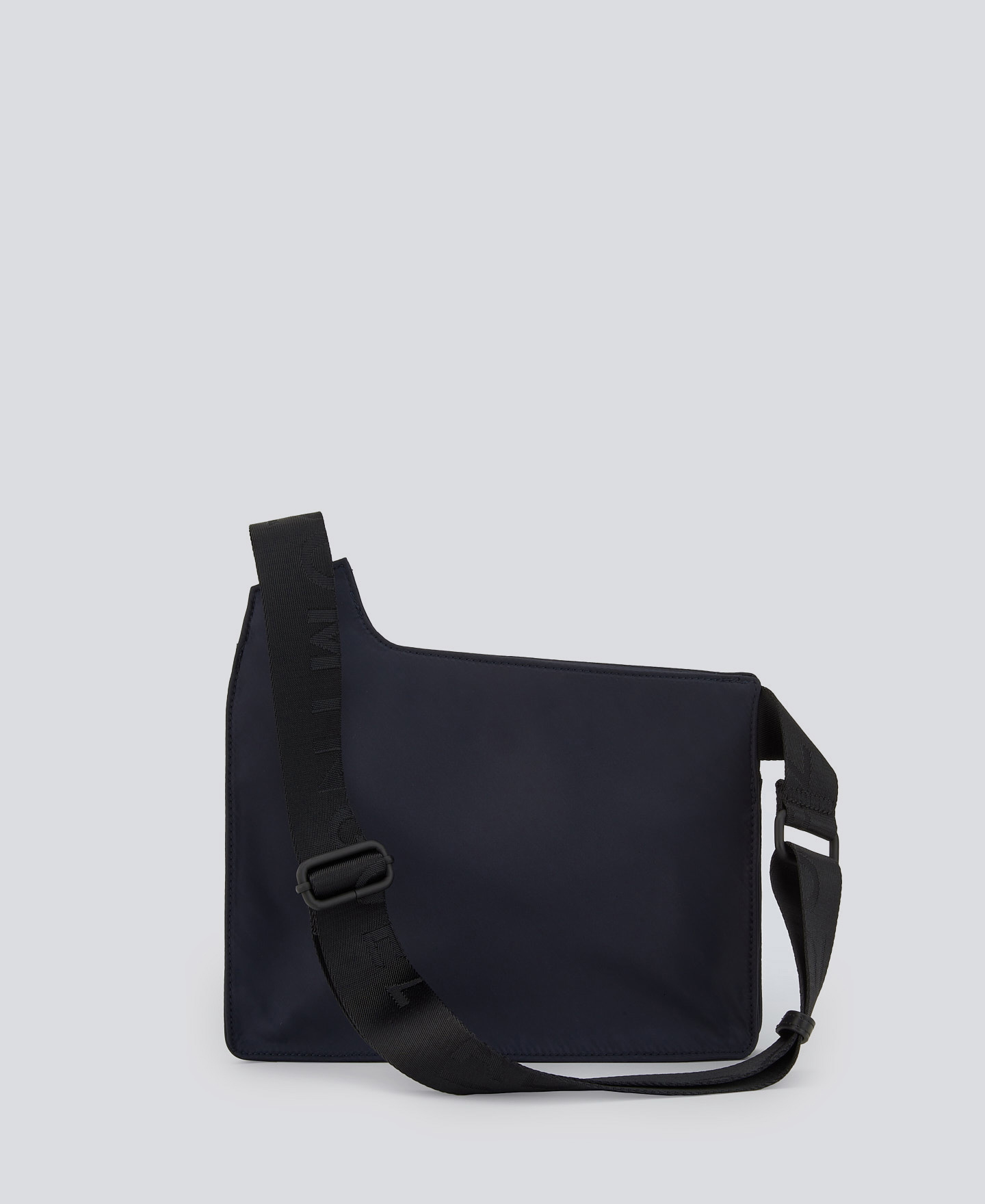 Navy blue recycled crossbody man AD España