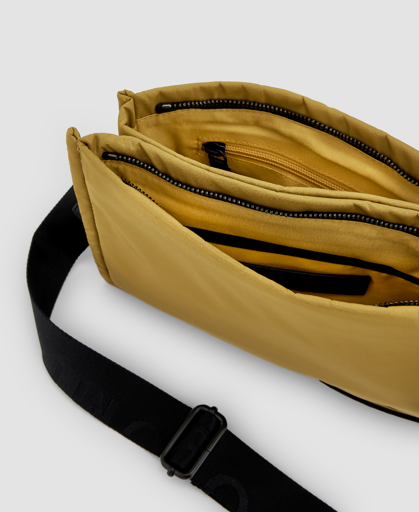 Rectangular shoulder bag image number 3
