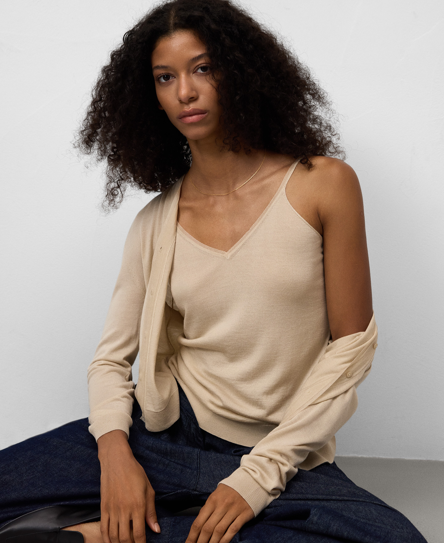 Top semi-transparent en maille pour femme image number 5