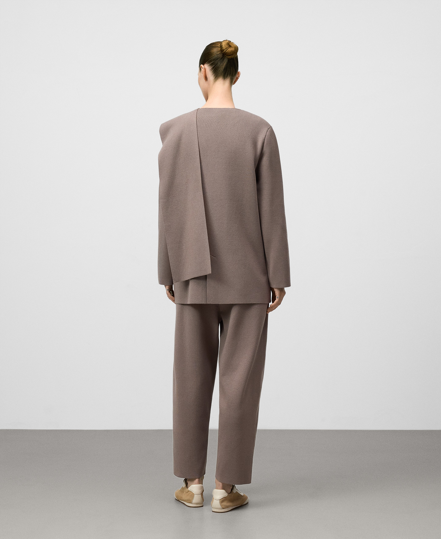 Chaqueta punto cuello bufanda mujer image number 2