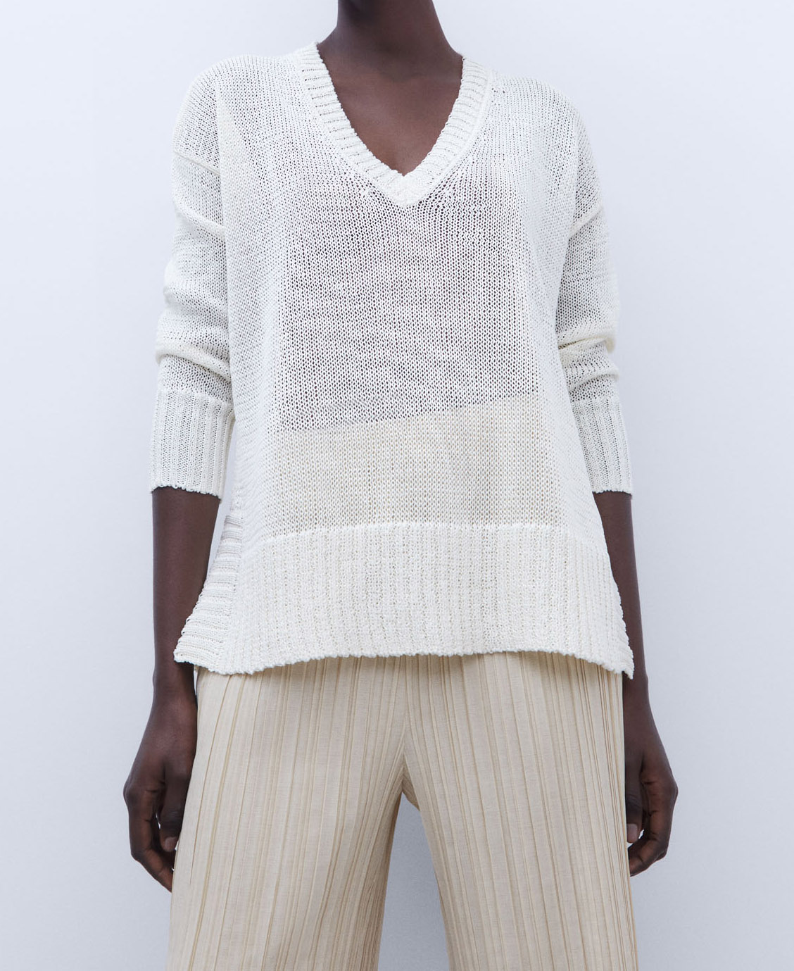Jersey amplio con cuello pico image number 0