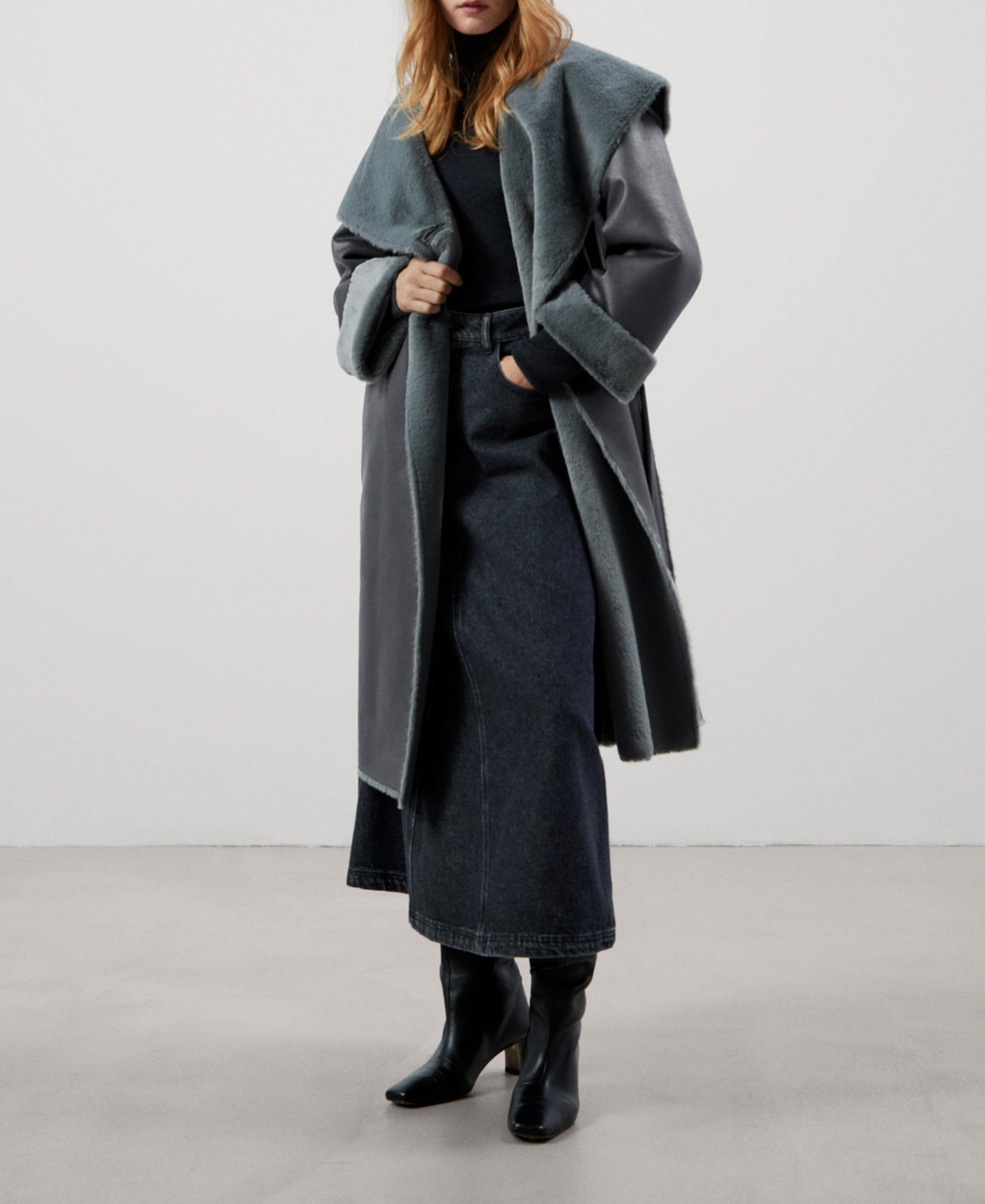 Midi hooded coat image number 1
