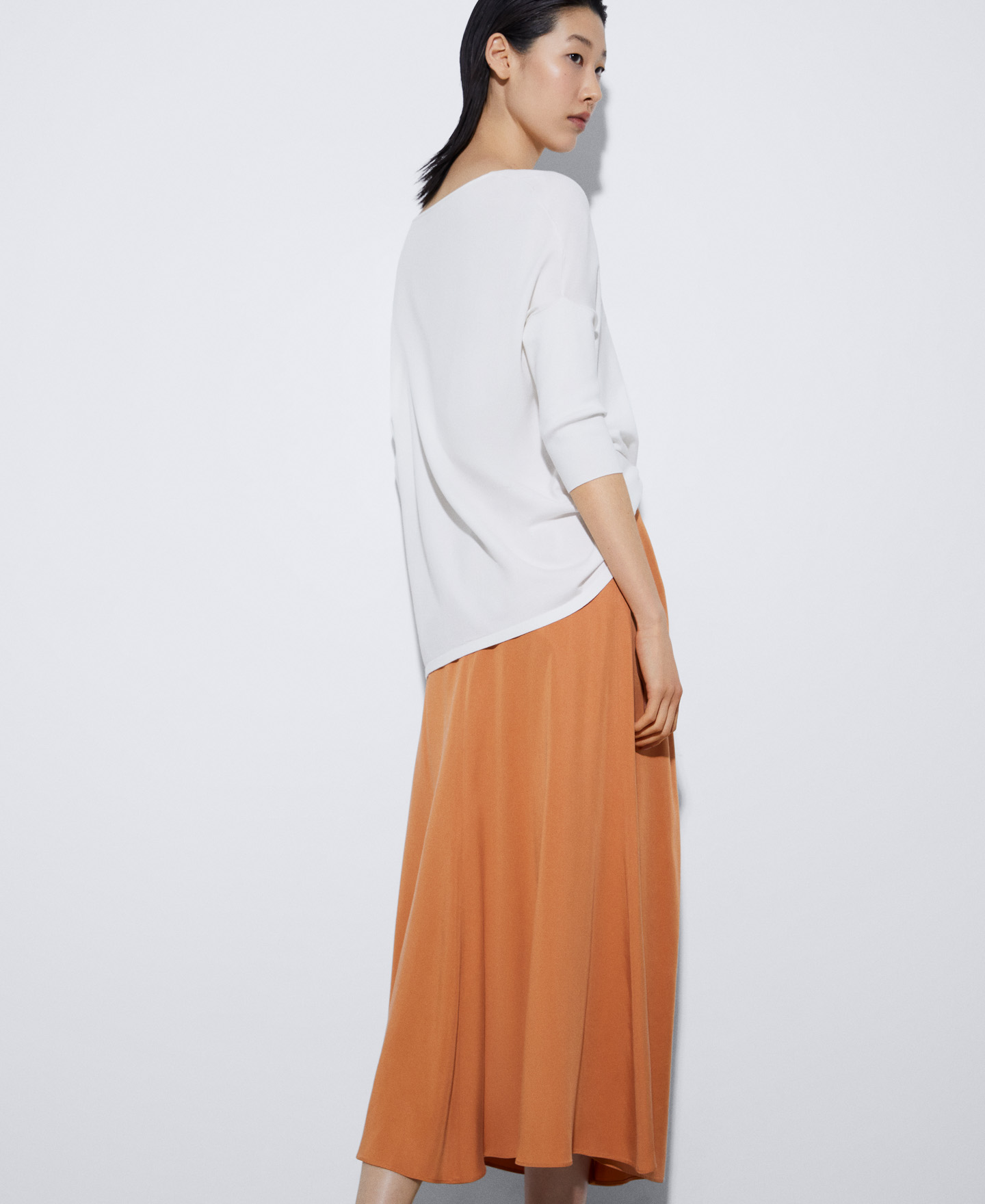 V-neck sweater in viscose image number 2