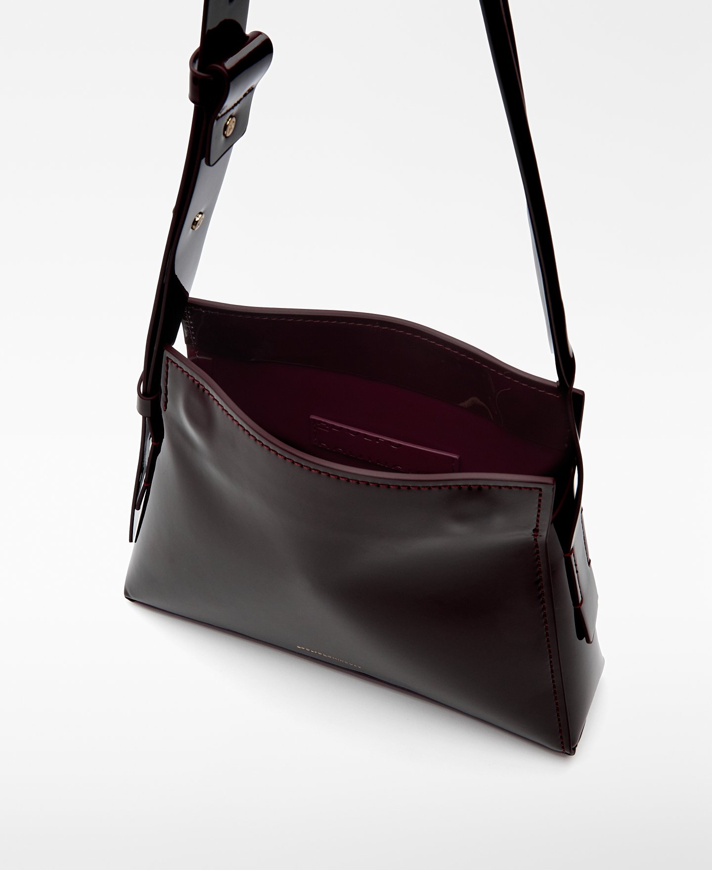 Bolso de hombro Mica charol mujer image number 3