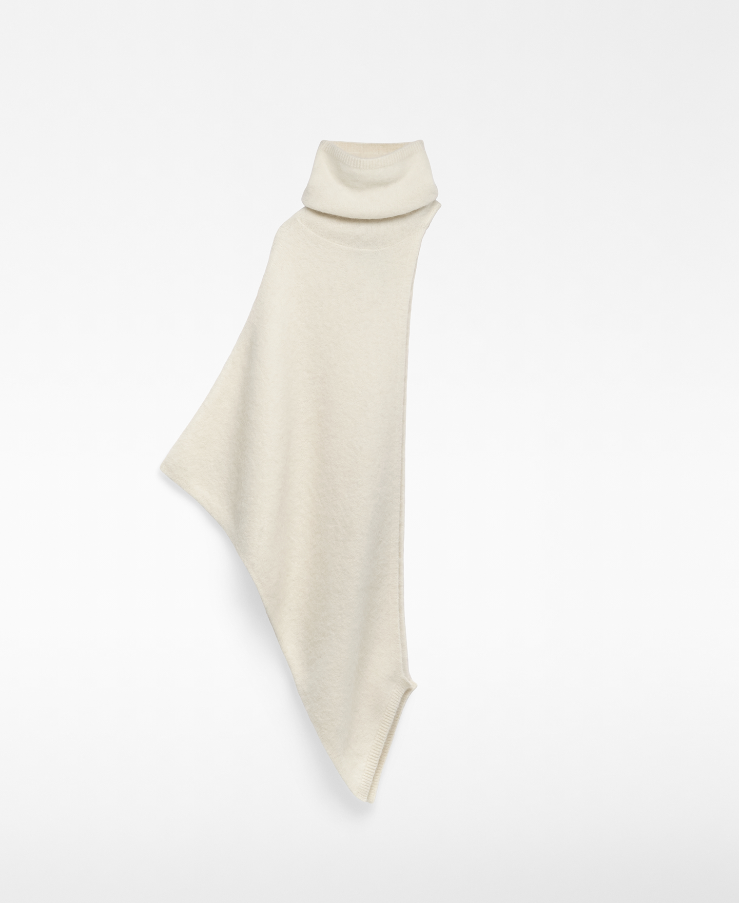 Capa asimétrica cuello chimenea mujer image number 0