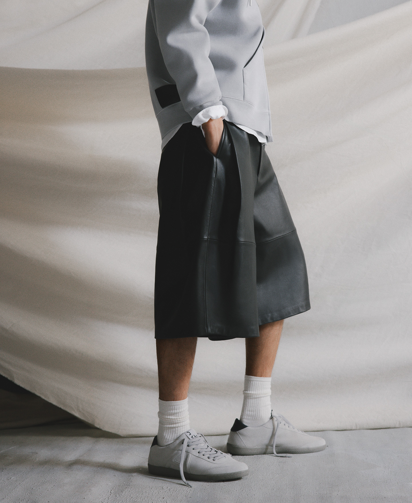 Suede maxi logo sneaker image number 3