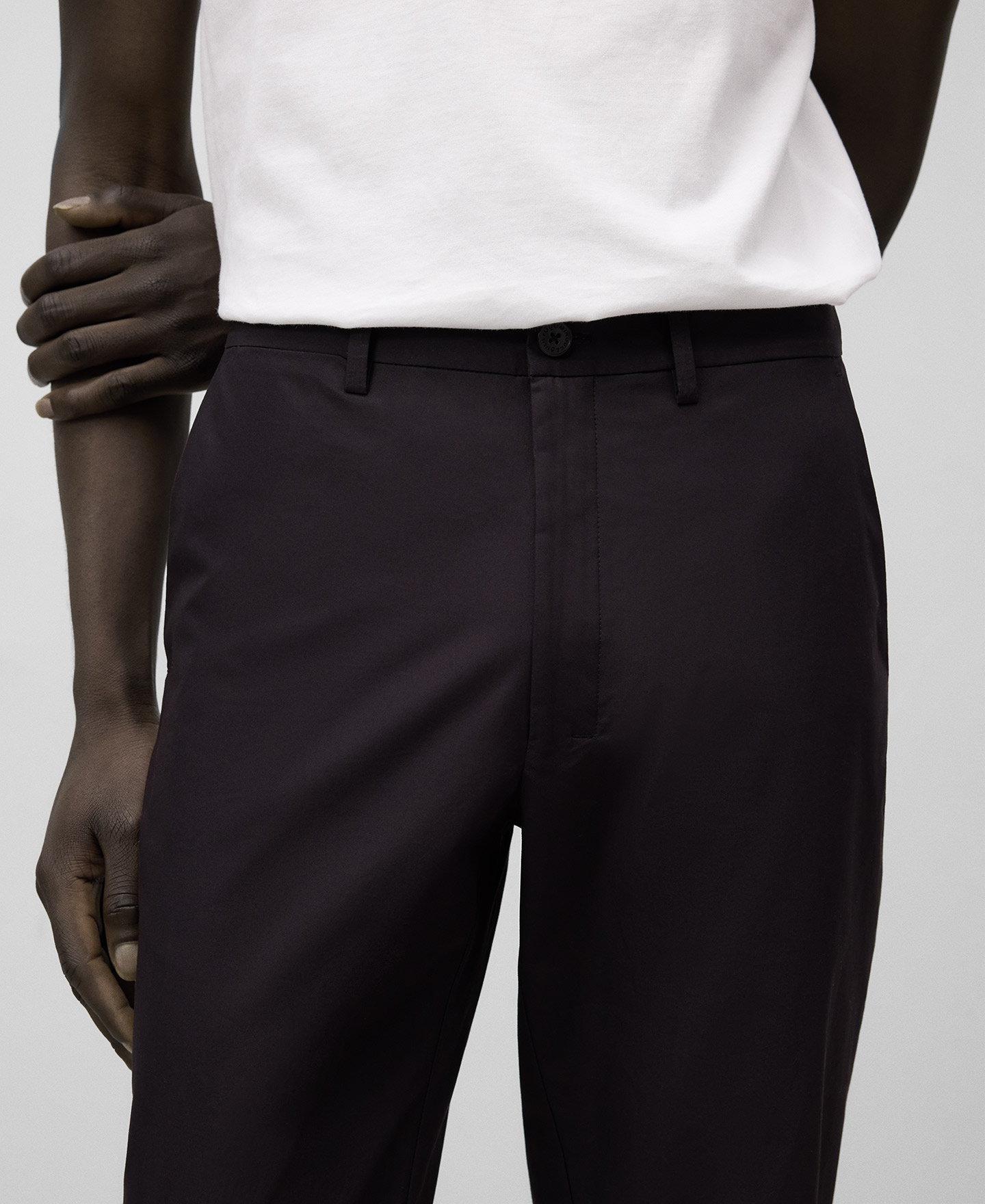Cotton poplin straight trousers man image number 3