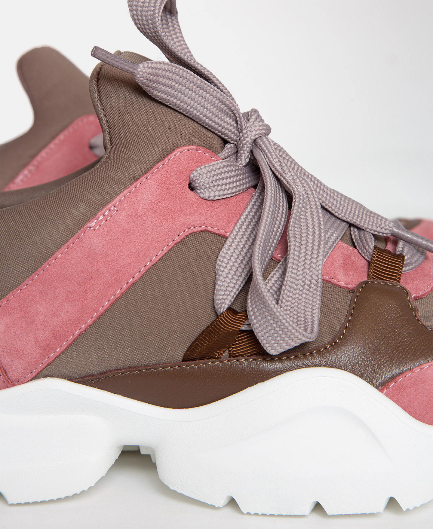 Combined sneakers image number 2